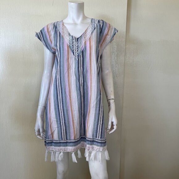 Subtle Luxury Dresses & Skirts - NEW Subtle Luxury Dress S/M